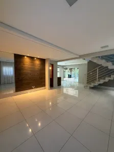 Sobrado com 4 Quartos à venda, 295m² no Condomínio Florais Cuiabá Residencial, Cuiabá