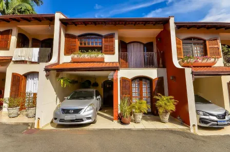 Casa de Condomínio com 5 Quartos à venda, 202m² no Vista Alegre, Curitiba