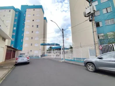 Apartamento com 2 Quartos para alugar, 57m² no Vila Pelicano, São Carlos