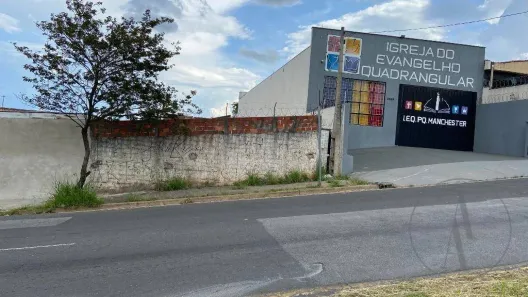 Lote/Terreno à venda, 330m² no Conjunto Habitacional Júlio de Mesquita Filho, Sorocaba