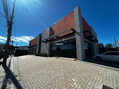 Ponto Comercial para alugar, 198m² no Niterói, Canoas