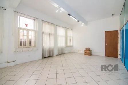 Sala Comercial para alugar, 99m² no Centro Histórico, Porto Alegre