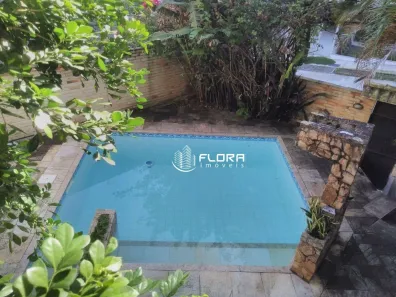 Casa com 3 Quartos à venda, 510m² no Santa Rosa, Niterói