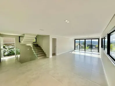 Casa de Condomínio com 4 Quartos à venda, 484m² no São Paulo II, Cotia