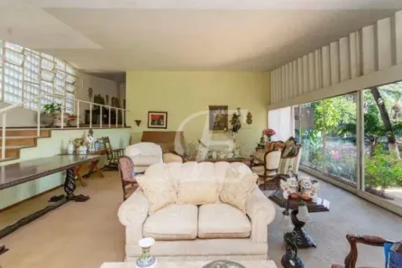 Casa com 5 Quartos para alugar, 600m² no Pacaembu, São Paulo