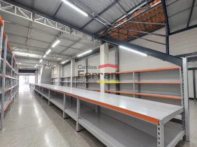 Galpão/Depósito/Armazém à venda, 245m² no Barra Funda, São Paulo