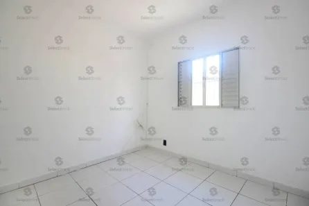 Casa com 1 Quarto para alugar, 50m² no Jardim Guapituba, Mauá
