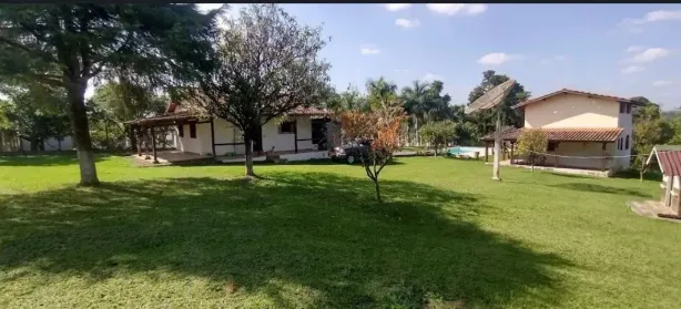 Fazenda/Sítio com 4 Quartos à venda, 150m² no Quintas de Pirapora I, Salto de Pirapora