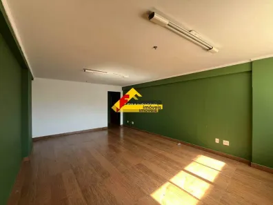 Sala Comercial para alugar, 48m² no Centro, Divinópolis
