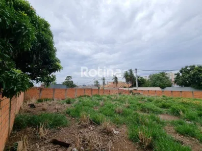 Lote/Terreno à venda, 972m² no Saraiva, Uberlândia