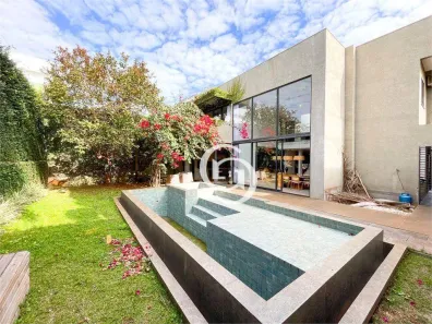Sobrado com 3 Quartos à venda, 350m² no Recanto Tropical, Cascavel