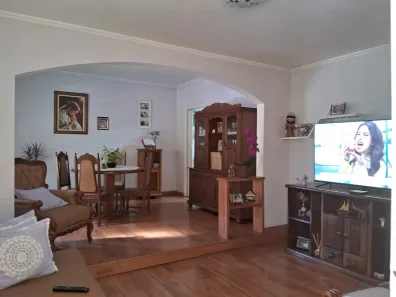 Sobrado com 3 Quartos à venda, 232m² no Jardim Itália, Jundiaí