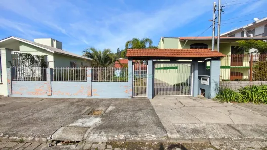Casa com 1 Quarto à venda, 142m² no Cidade Nova, Caxias do Sul