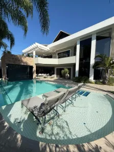 Casa de Condomínio com 4 Quartos para alugar, 1750m² no Barra da Tijuca, Rio de Janeiro