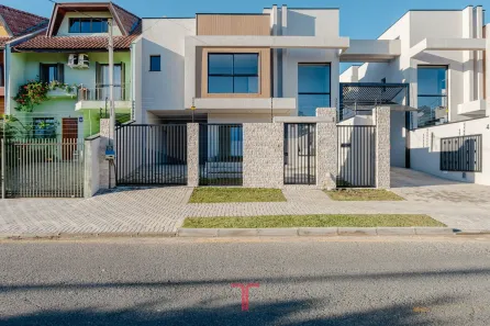 Sobrado com 3 Quartos à venda, 95m² no São Braz, Curitiba