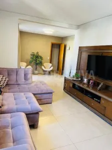 Apartamento com 3 Quartos à venda, 122m² no Saraiva, Uberlândia
