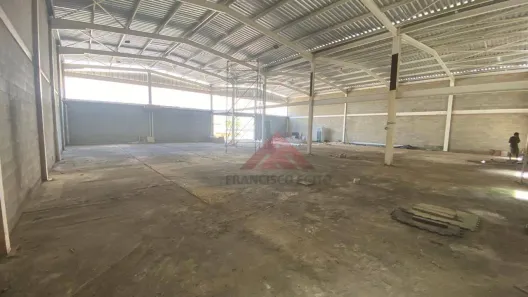 Galpão/Depósito/Armazém à venda, 588m² no Boa Vista, São Gonçalo