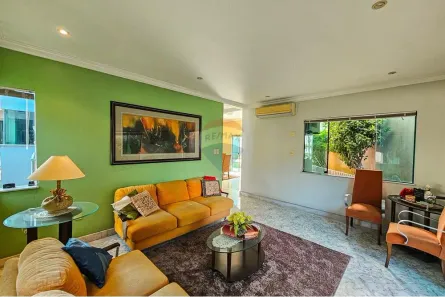 Casa com 3 Quartos à venda, 514m² no Chapada, Manaus