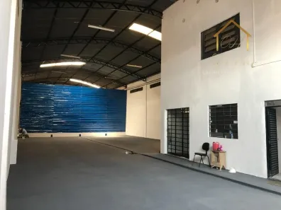 Galpão/Depósito/Armazém com 2 Quartos para alugar, 360m² no Centro-Sul, Várzea Grande