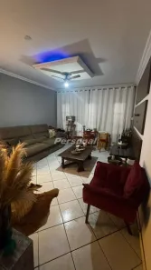 Casa com 3 Quartos à venda, 180m² no Vila Aparecida, Taubaté