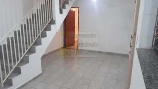 Sobrado com 3 Quartos para alugar, 100m² no Vila Tibério, Ribeirão Preto