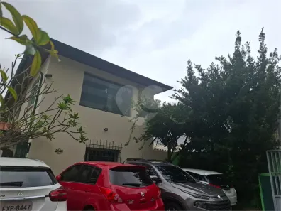 com 3 Quartos para venda ou aluguel, 360m² no Pinheiros, São Paulo