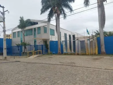 Galpão/Depósito/Armazém para venda ou aluguel, 1176m² no Parque Jóquei Club, Campos dos Goytacazes