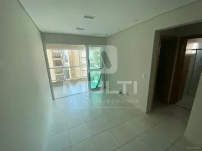 Apartamento com 2 Quartos para alugar, 71m² no Centro, Uberlândia