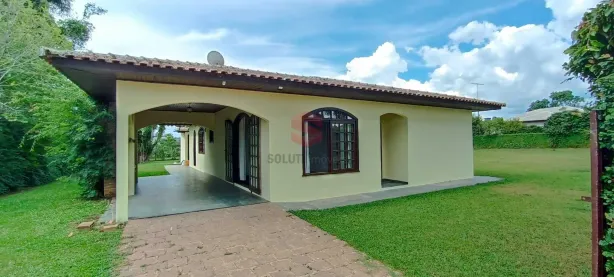 Casa com 3 Quartos para alugar, 204m² no Itaqui, Campo Largo