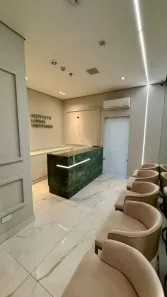 Prédio Comercial para alugar, 110m² no Zona Armazém, Maringá