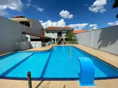 Casa com 3 Quartos à venda, 254m² no Chácara Machadinho II, Americana