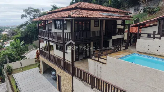 Casa com 4 Quartos à venda, 343m² no Piratininga, Niterói