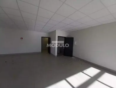 Sala Comercial para alugar, 84m² no Jardim Karaíba, Uberlândia