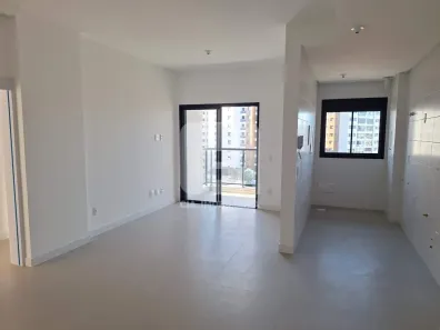 Apartamento com 2 Quartos à venda, 70m² no Agronômica, Florianópolis