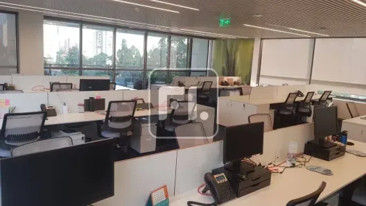 Sala Comercial à venda, 561m² no Cidade Monções, São Paulo