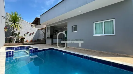 Casa com 3 Quartos à venda, 140m² no Balneário Stella Maris, Peruíbe