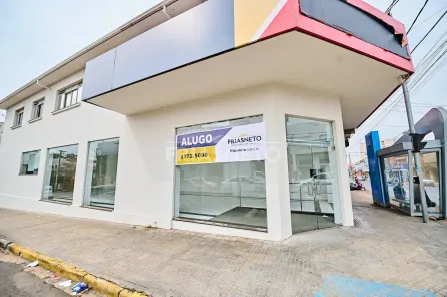 Ponto Comercial para alugar, 372m² no Vila Rezende, Piracicaba