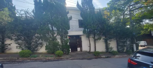 com 4 Quartos para alugar, 600m² no Jardim Guedala, São Paulo