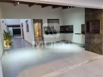 Casa com 3 Quartos para alugar, 116m² no Jardim Europa, Uberlândia