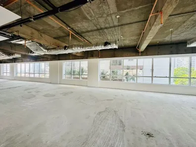 Sala Comercial para alugar, 1024m² no Vila Gertrudes, São Paulo