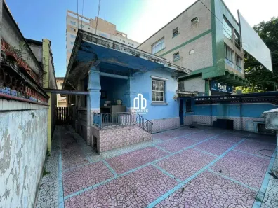 Casa com 2 Quartos à venda, 167m² no Embaré, Santos