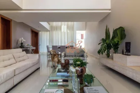 Casa de Condomínio com 4 Quartos para alugar, 750m² no Vila Castela, Nova Lima