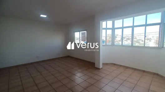 Apartamento com 3 Quartos para alugar, 90m² no Tabajaras, Uberlândia