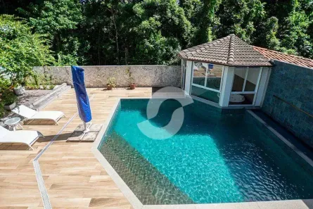 Casa com 4 Quartos à venda, 350m² no Camboinhas, Niterói