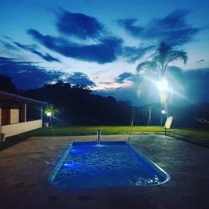 Fazenda/Sítio com 3 Quartos à venda, 167m² no Guaxinduva, Nazaré Paulista