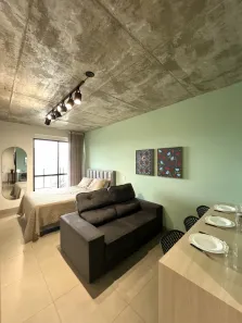 Apartamento com 1 Quarto para alugar, 35m² no Zona 01, Maringá