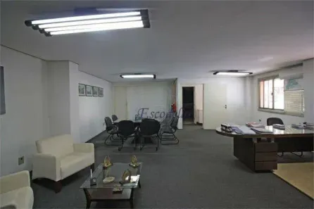 Imóvel Comercial com 3 Quartos à venda, 300m² no Jardim Paulistano, São Paulo