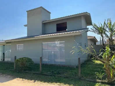 Casa com 3 Quartos à venda, 172m² no Ambrósio, Garopaba
