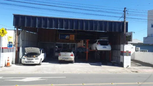 Imóvel Comercial com 2 Quartos à venda, 250m² no Passa Vinte, Palhoça