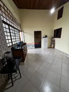 Casa com 6 Quartos à venda, 197m² no Vila Zezé, Jacareí